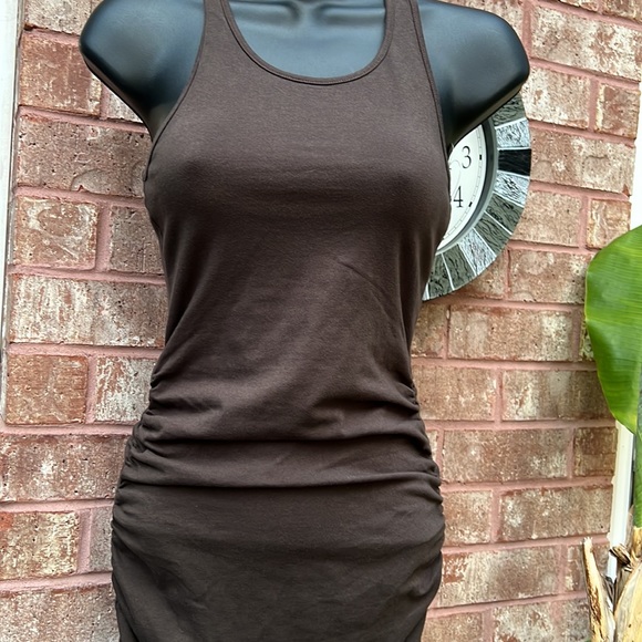 New Michael Stars Racer Back Ruched Midi Dress Oxide Size XS - Picture 4 of 10